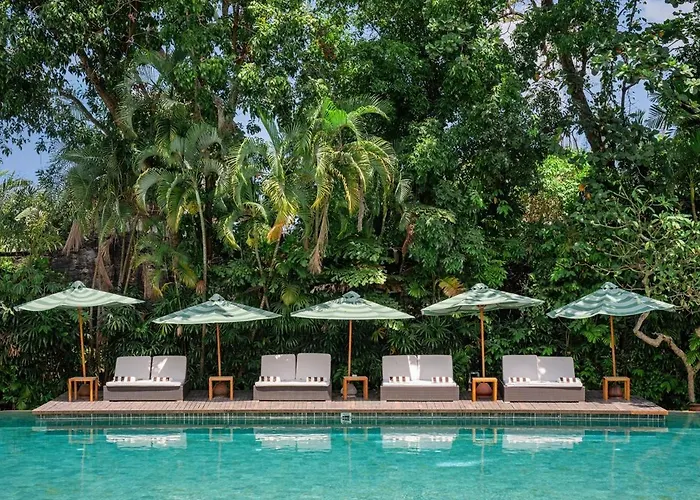 The Beji, Serene Luxury 6br In Berawa - Villa Canggu
