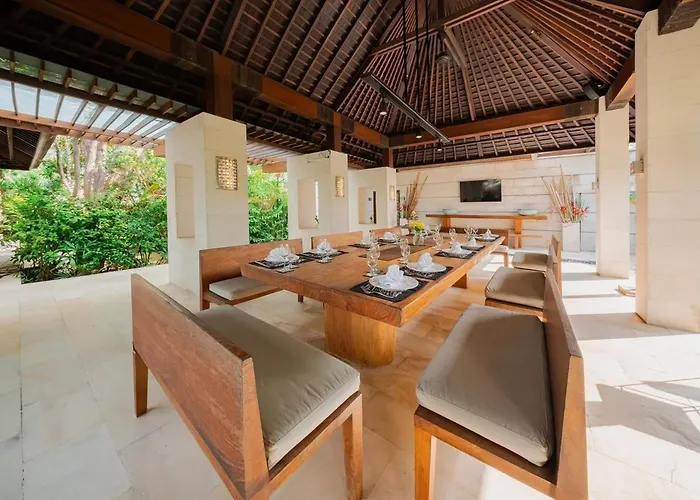 The Beji, Serene Luxury 6br In Berawa - * Canggu