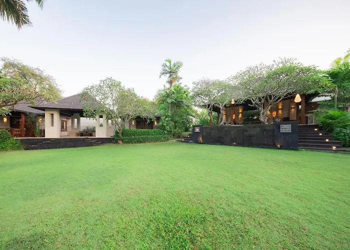 The Beji, Serene Luxury 6br In Berawa - * Canggu
