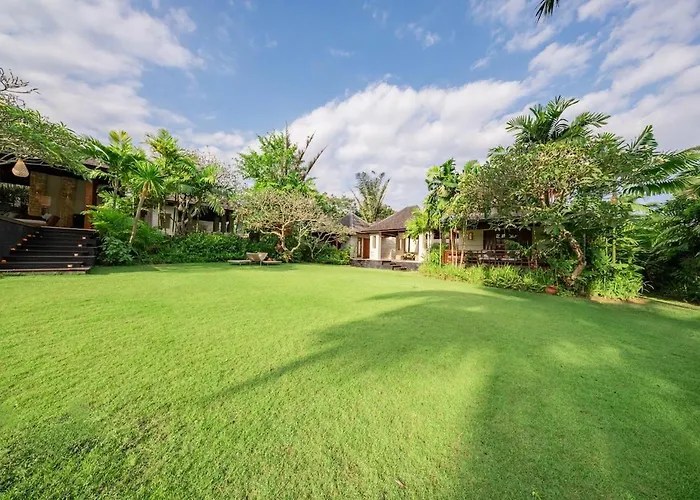 The Beji, Serene Luxury 6br In Berawa - Villa *