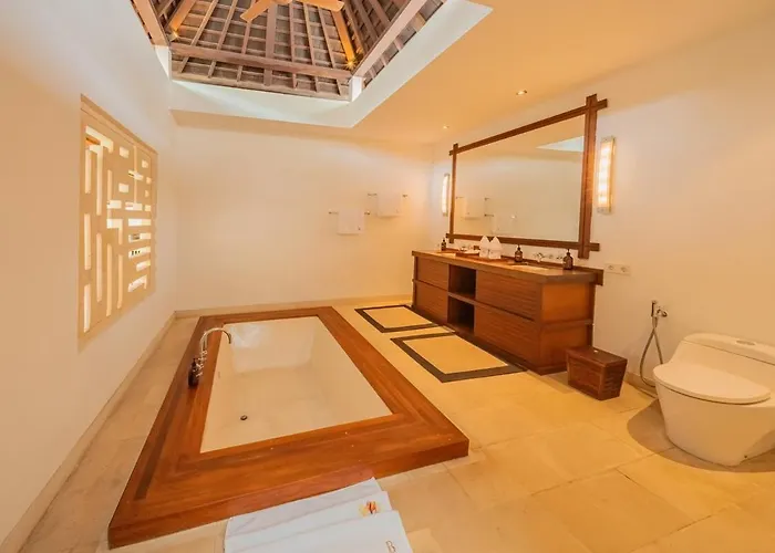The Beji, Serene Luxury 6br In Berawa - *