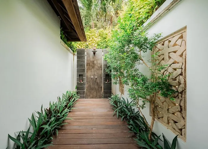 The Beji, Serene Luxury 6br In Berawa - *